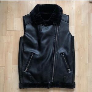 Asymmetric faux fur trimmed leather vest Size S (estimated)